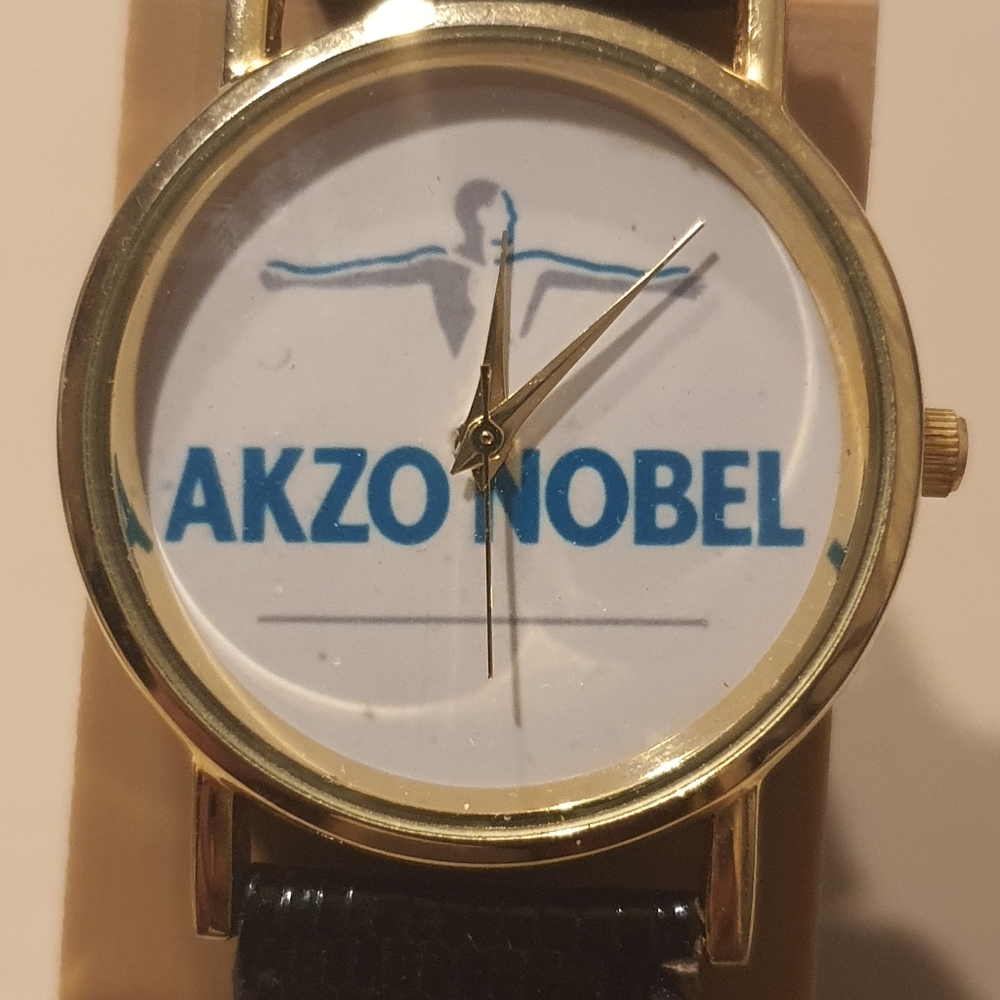 10/$20 Akzo Nobel Chemical Company Goldtone/White Leather Promo Men's Watch